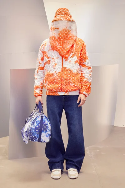 Look 27